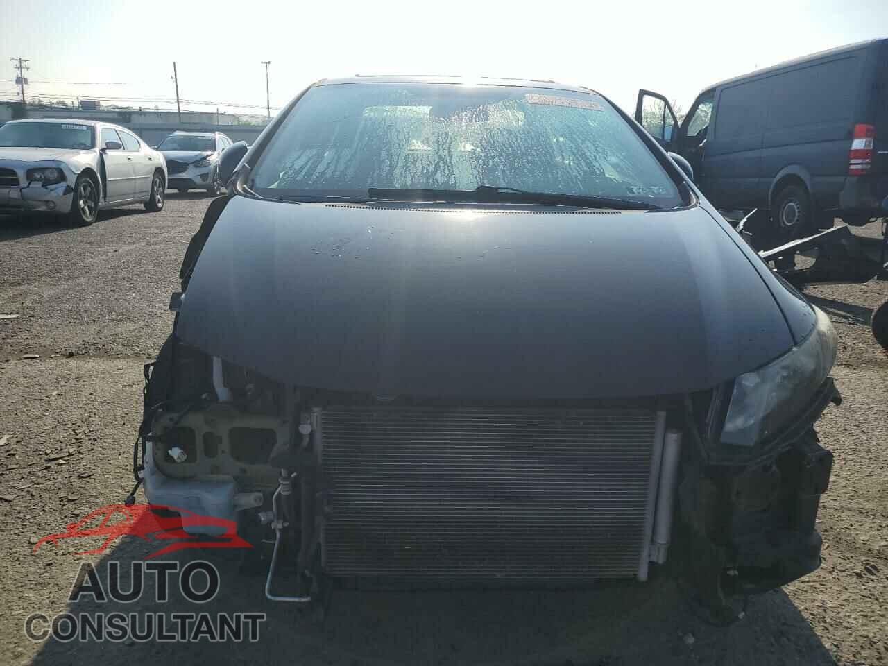 HONDA CIVIC 2013 - 2HGFB2F85DH514068