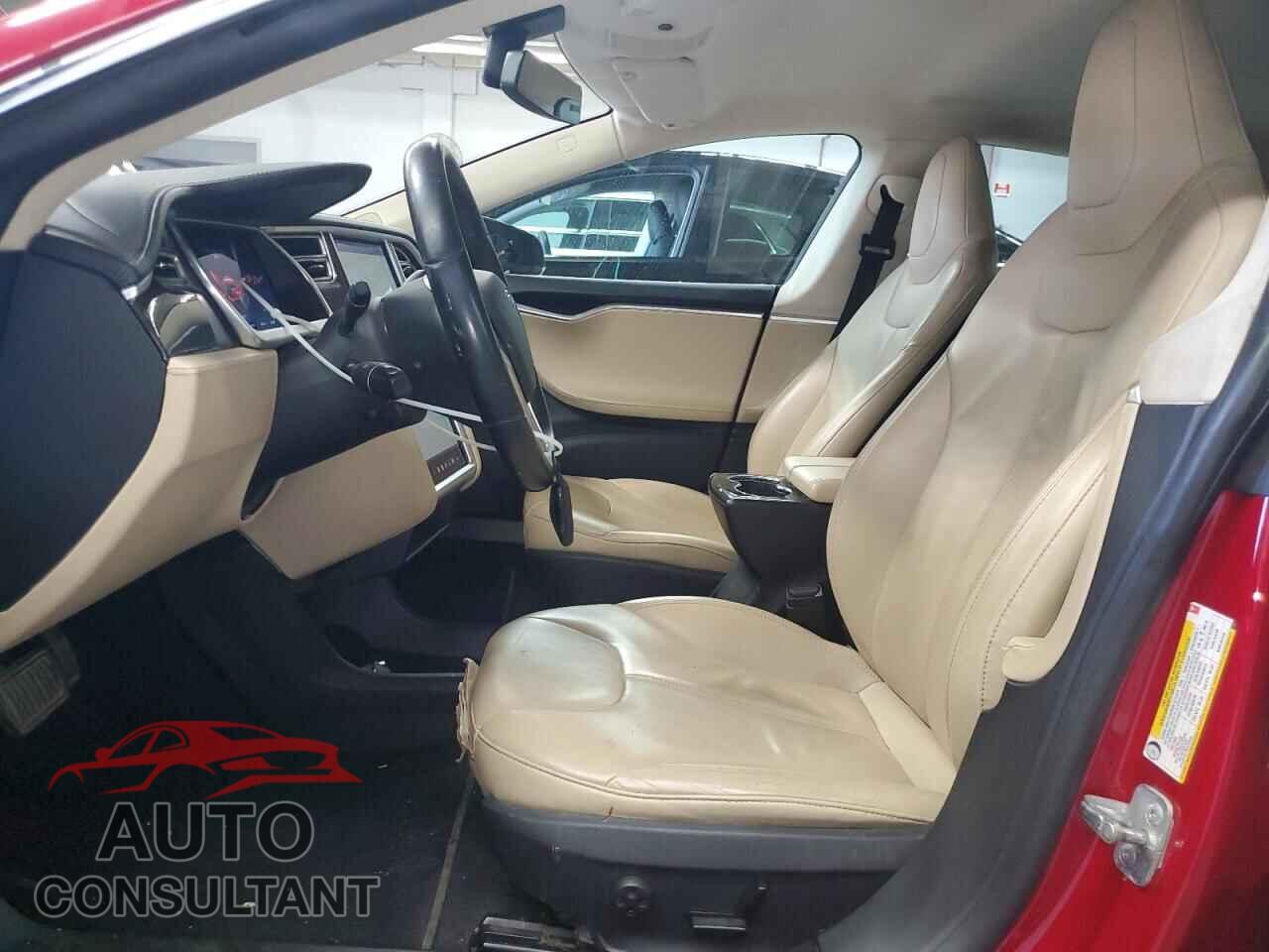 TESLA MODEL S 2013 - 5YJSA1CN9DFP20925