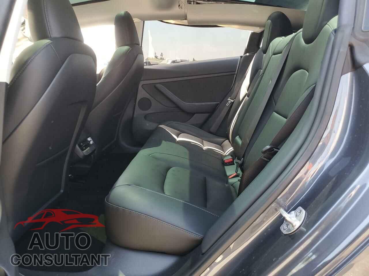 TESLA MODEL 3 2023 - 5YJ3E1EA0PF684971