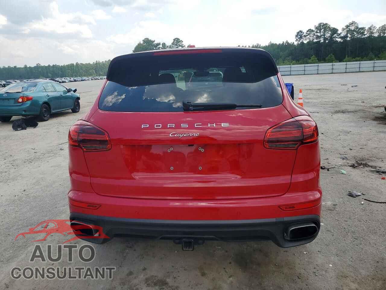 PORSCHE CAYENNE 2016 - WP1AA2A22GKA37609