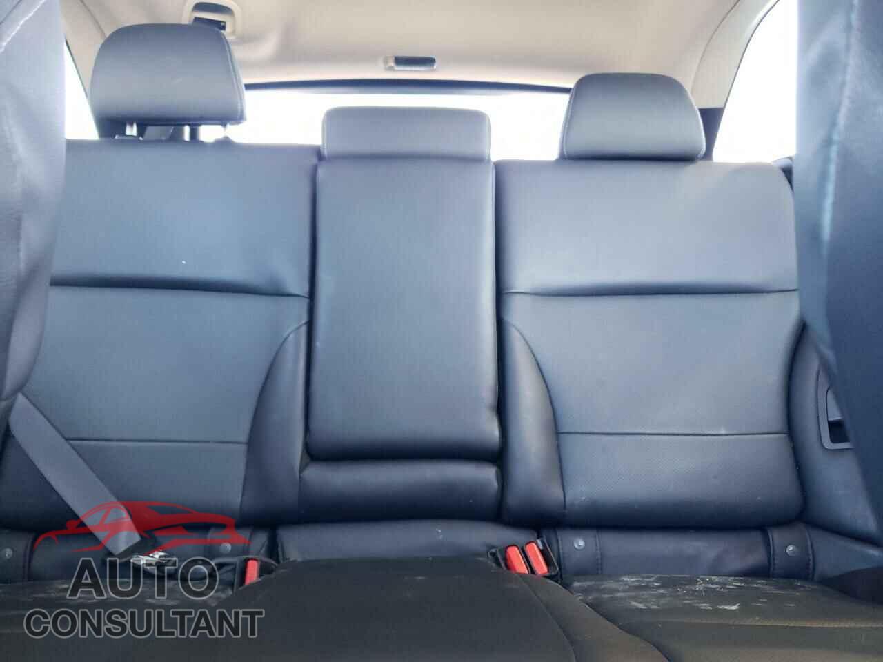 SUBARU OUTBACK 2017 - 4S4BSANC9H3440574