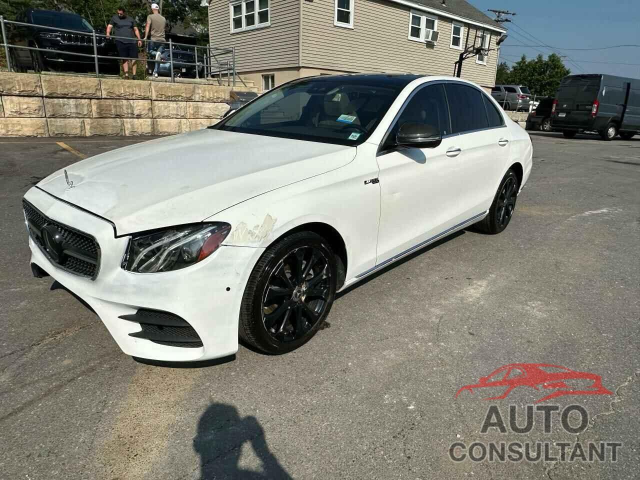 MERCEDES-BENZ E-CLASS 2018 - WDDZF4KB2JA384781