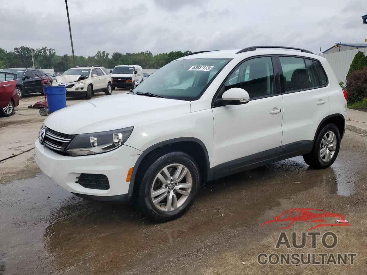 VOLKSWAGEN TIGUAN 2015 - WVGBV7AX0FW538374