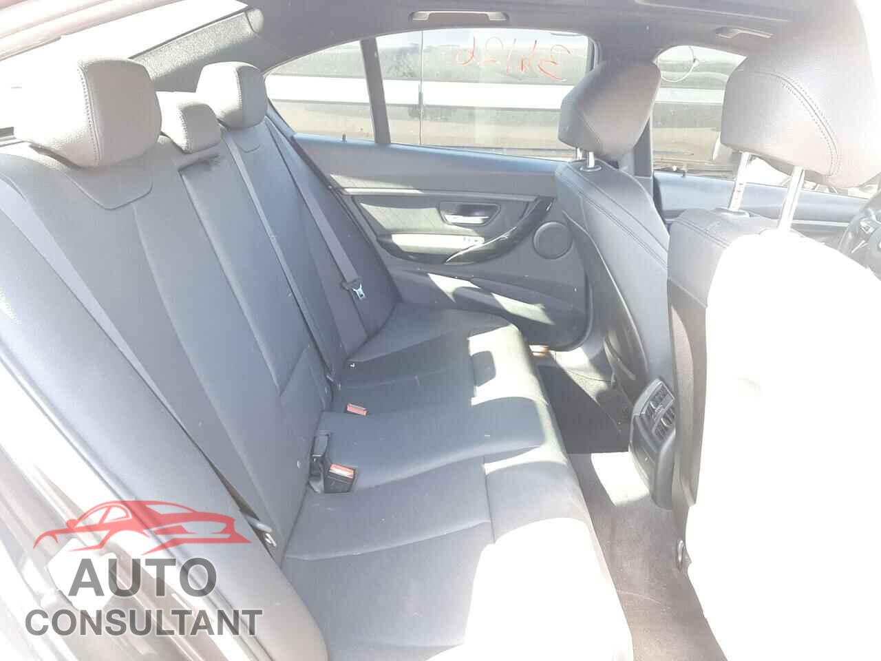 BMW 3 SERIES 2016 - WBA8E5G5XGNU19437