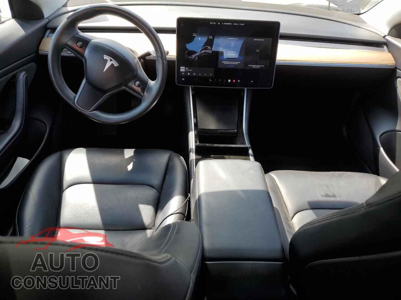 TESLA MODEL 3 2018 - 5YJ3E1EA5JF024142
