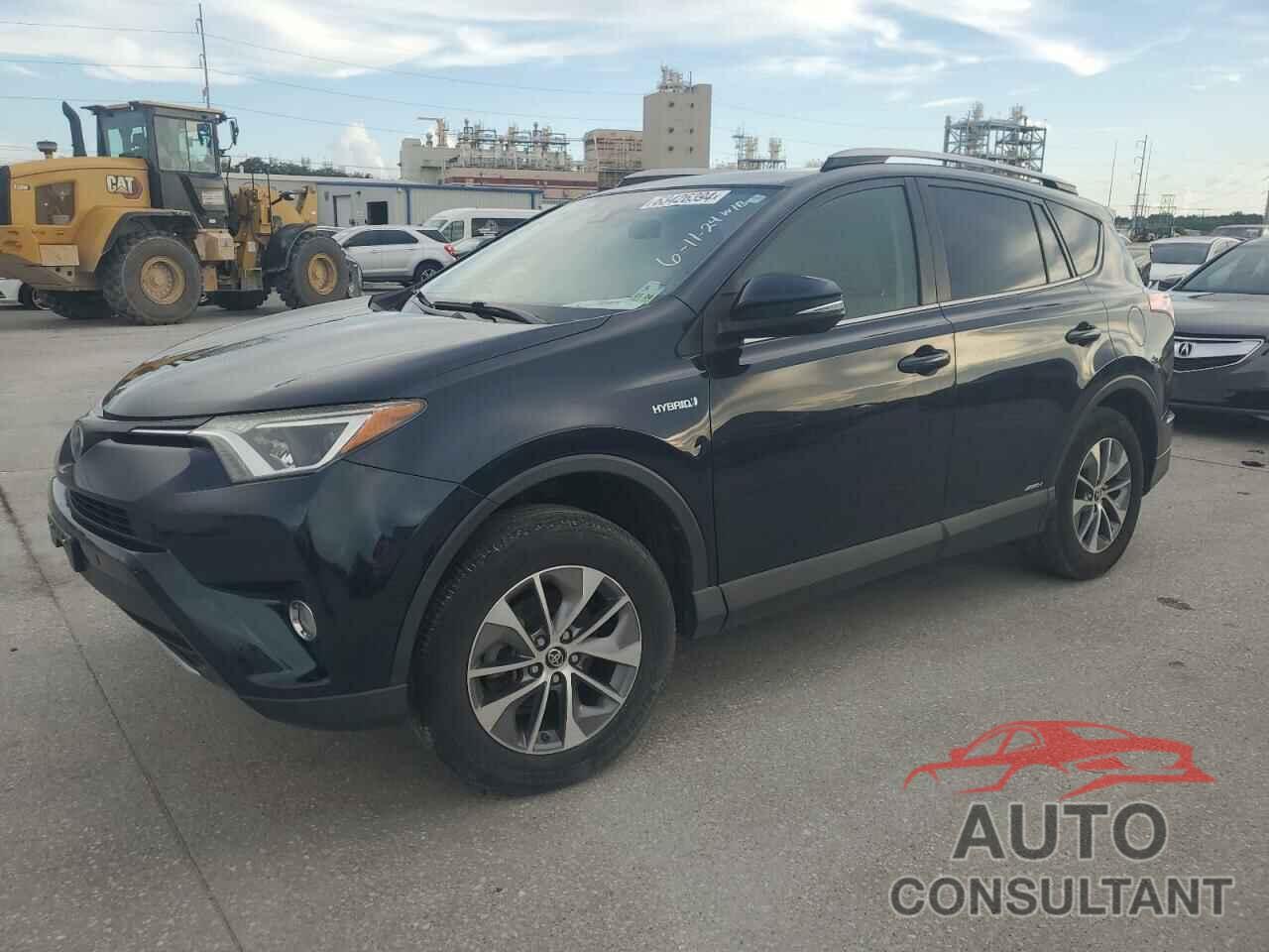 TOYOTA RAV4 2017 - JTMRJREV9HD114547