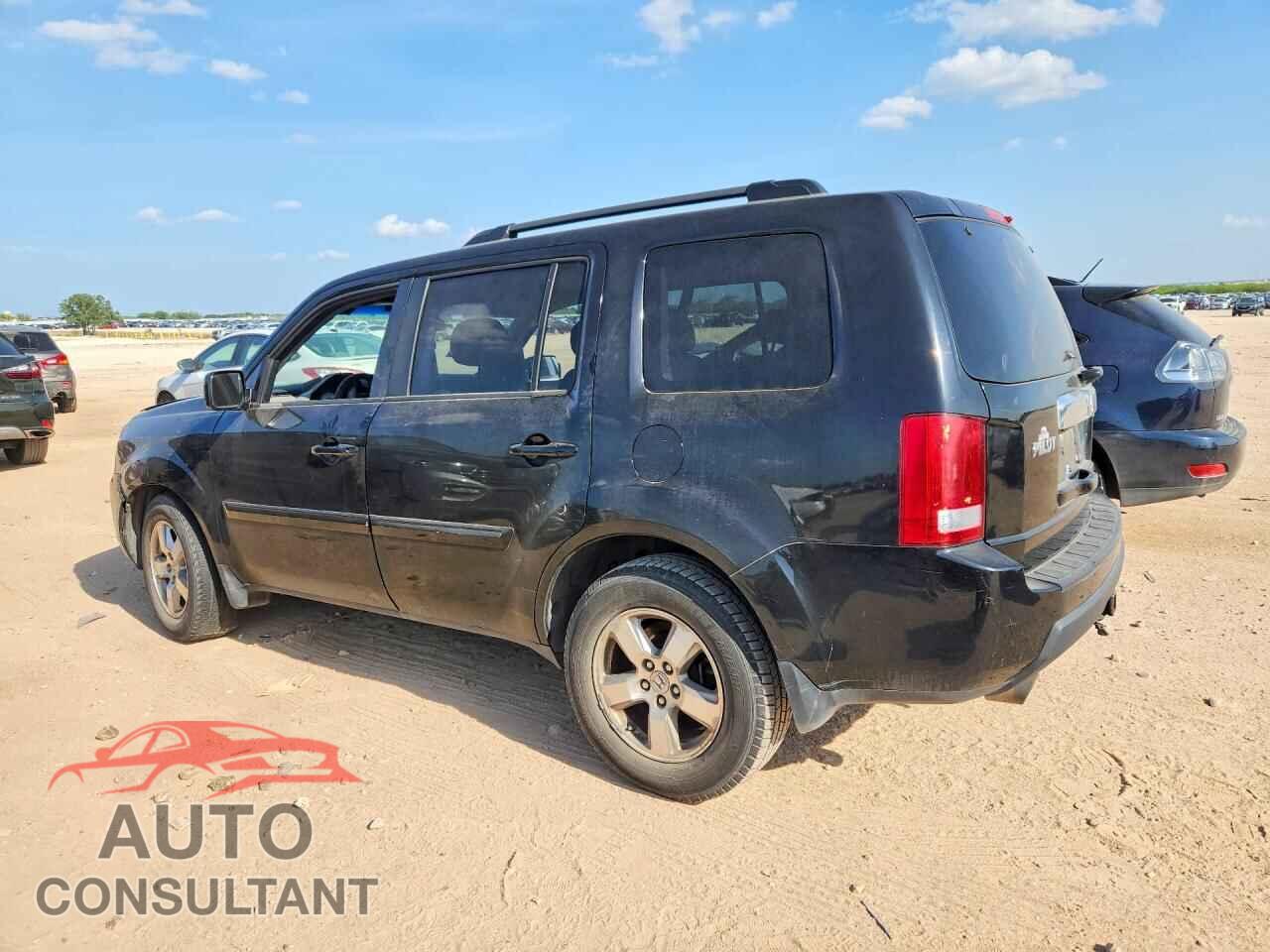 HONDA PILOT 2011 - 5FNYF4H48BB058488