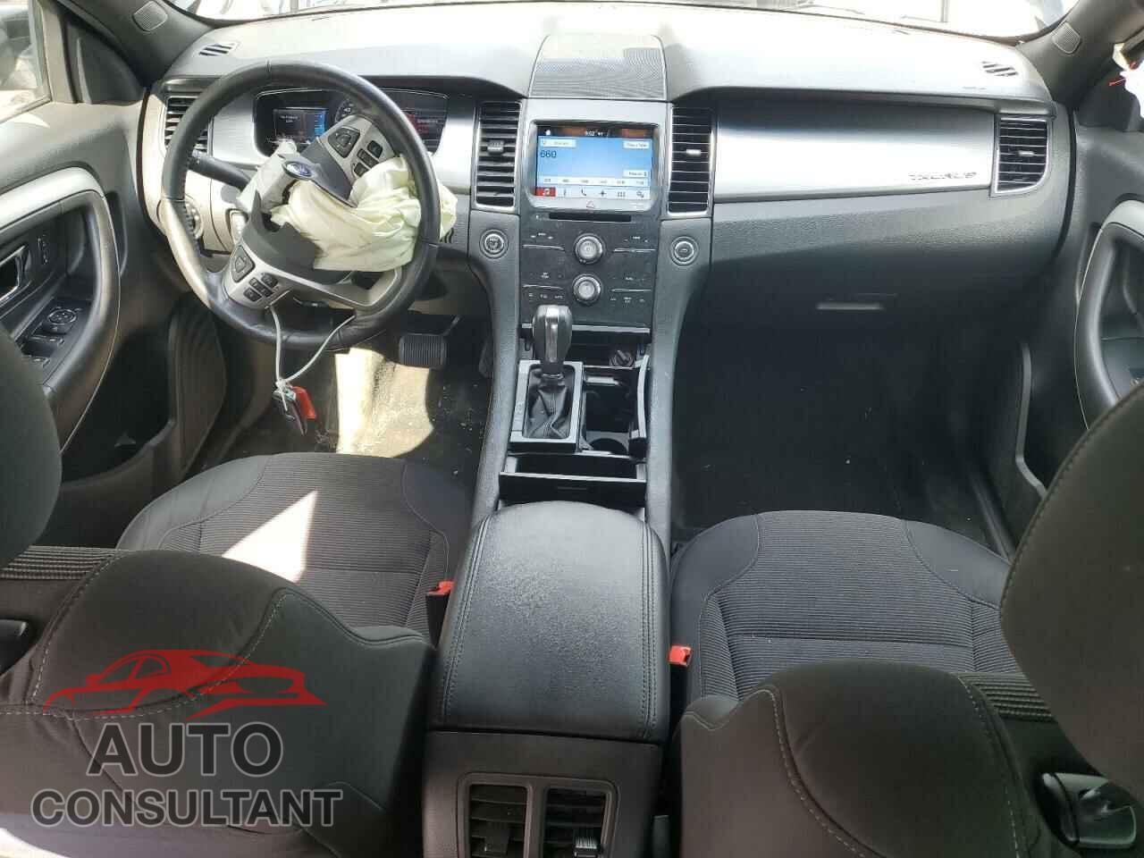 FORD TAURUS 2016 - 1FAHP2E84GG134753