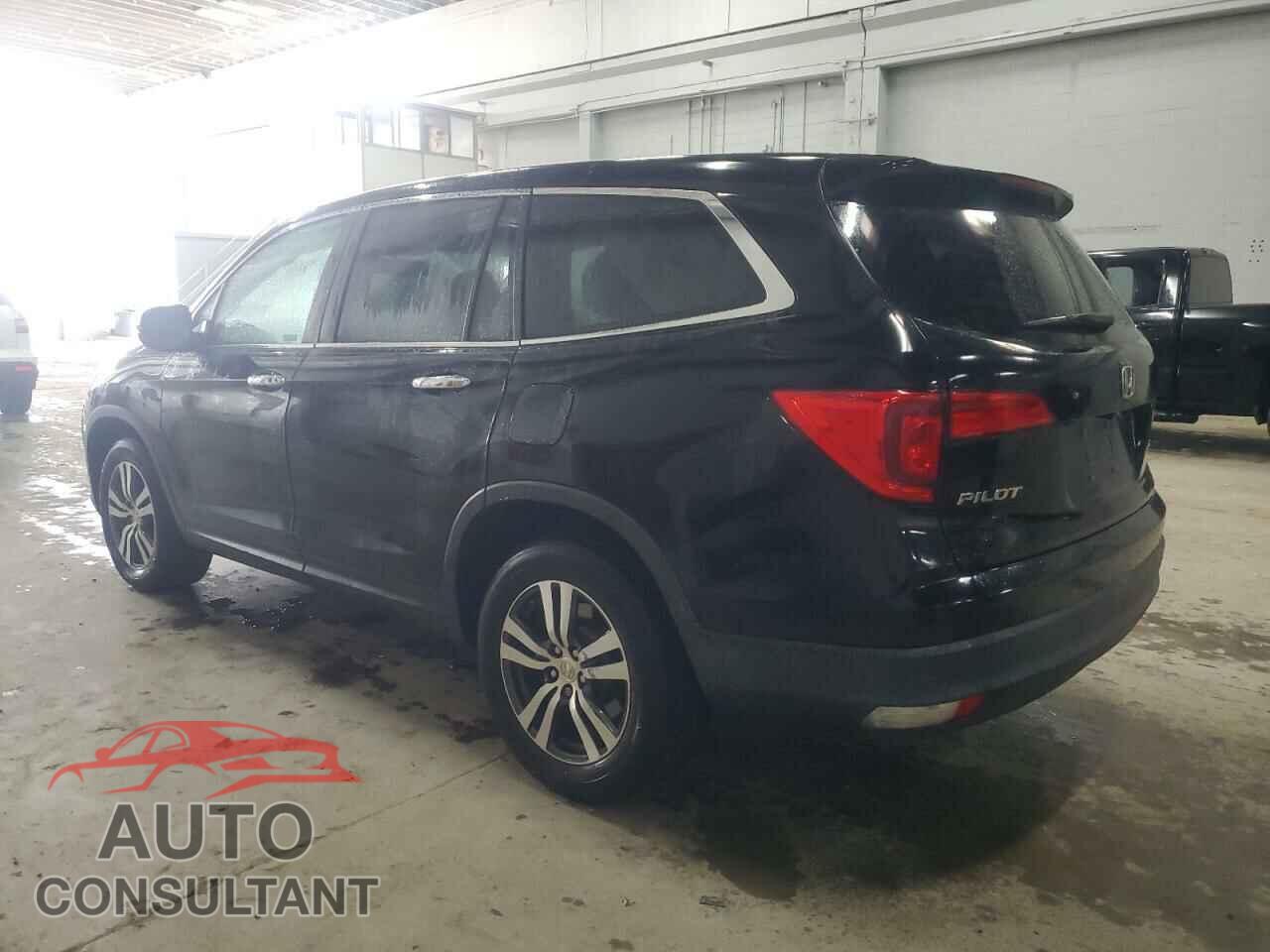 HONDA PILOT 2017 - 5FNYF6H52HB091788