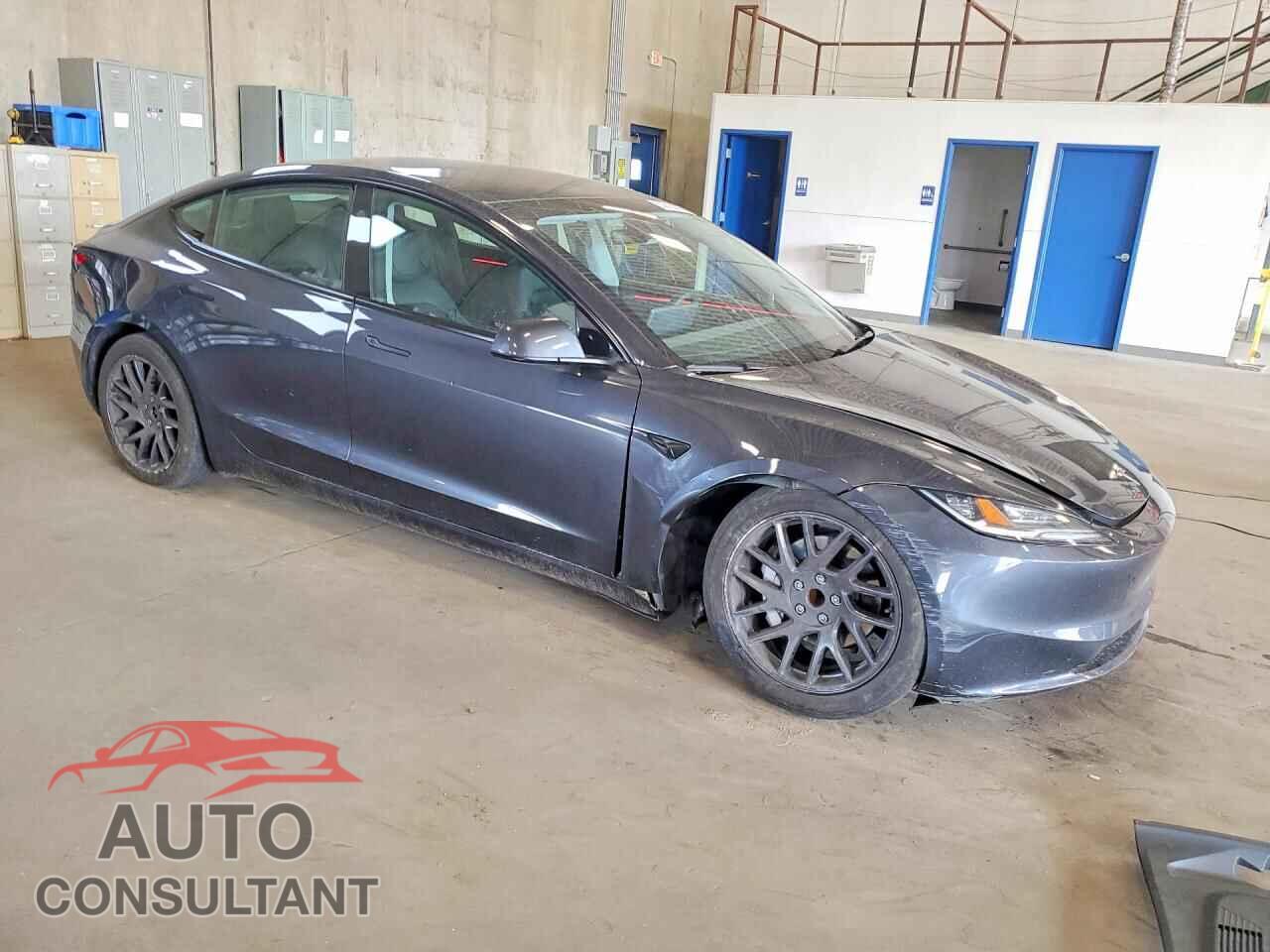TESLA MODEL 3 2024 - 5YJ3E1EA7RF771219