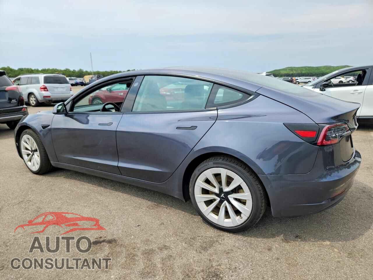 TESLA MODEL 3 2021 - 5YJ3E1EB0MF975071