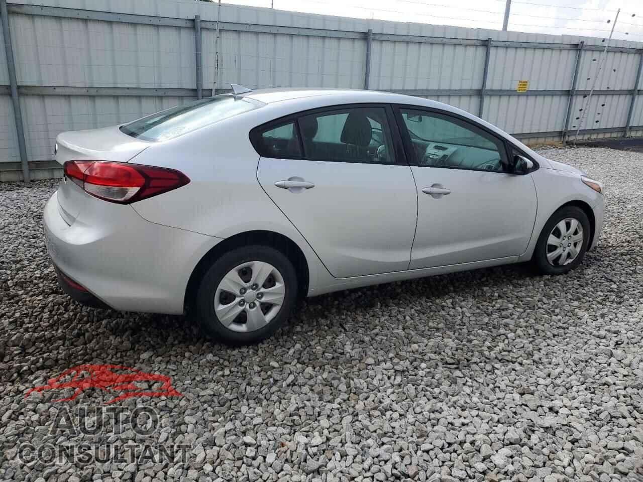 KIA FORTE 2017 - 3KPFL4A78HE082518