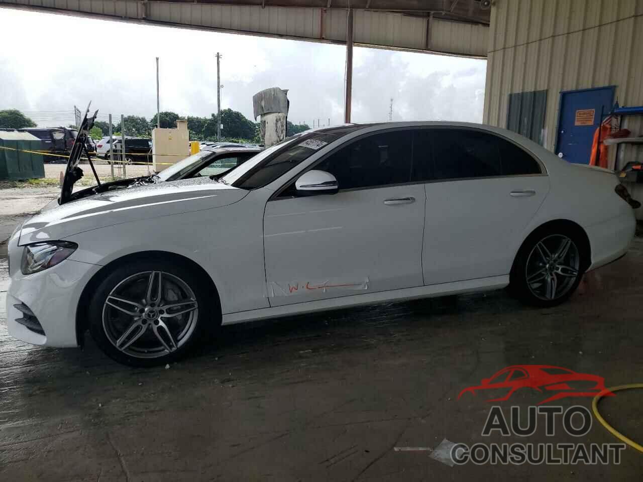 MERCEDES-BENZ E-CLASS 2019 - WDDZF4JB5KA604949
