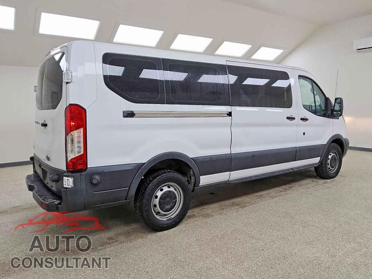 FORD TRANSIT 2017 - 1FTBW2YG7HKB21614