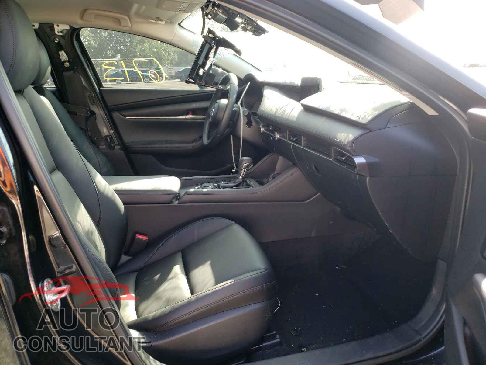MAZDA 3 2021 - JM1BPABL8M1337372