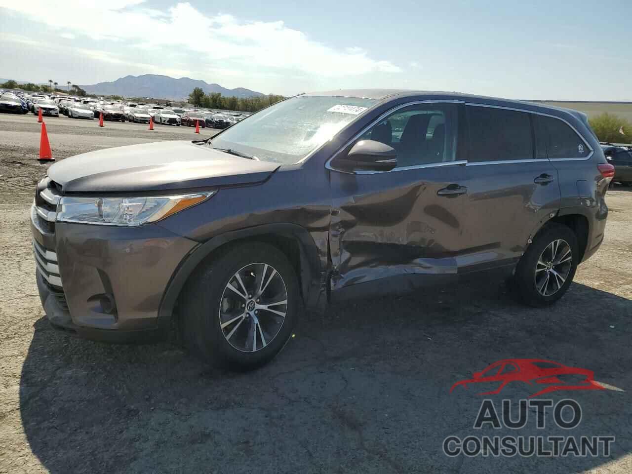 TOYOTA HIGHLANDER 2019 - 5TDZZRFH0KS309479