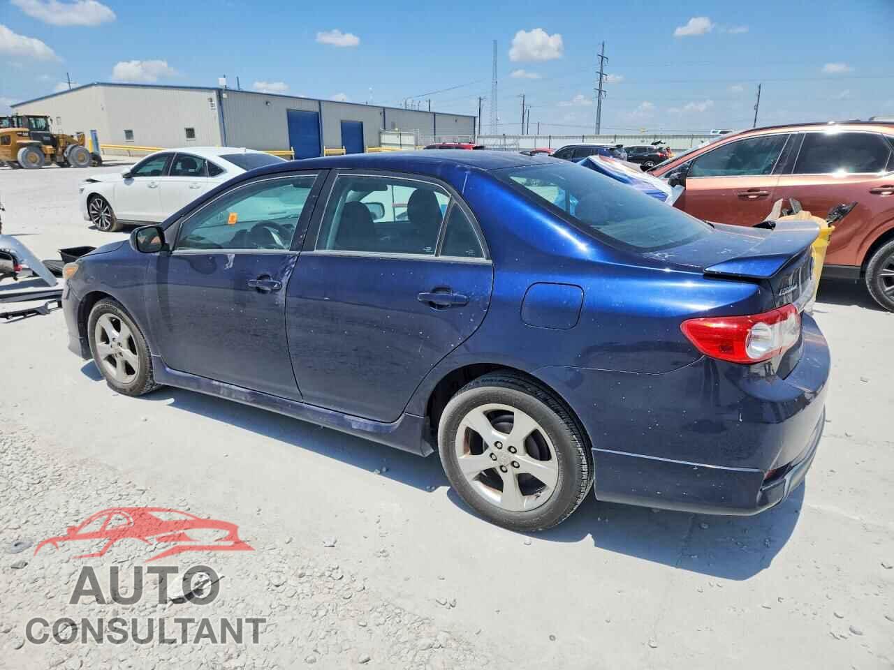 TOYOTA COROLLA 2012 - 2T1BU4EE8CC880819