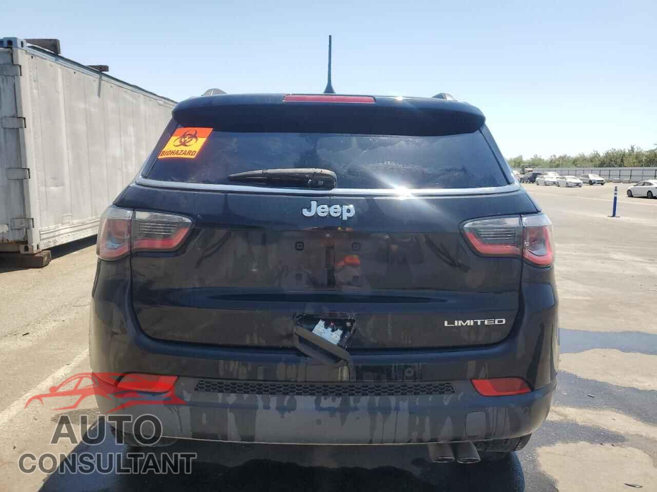 JEEP COMPASS 2018 - 3C4NJCCB0JT122508