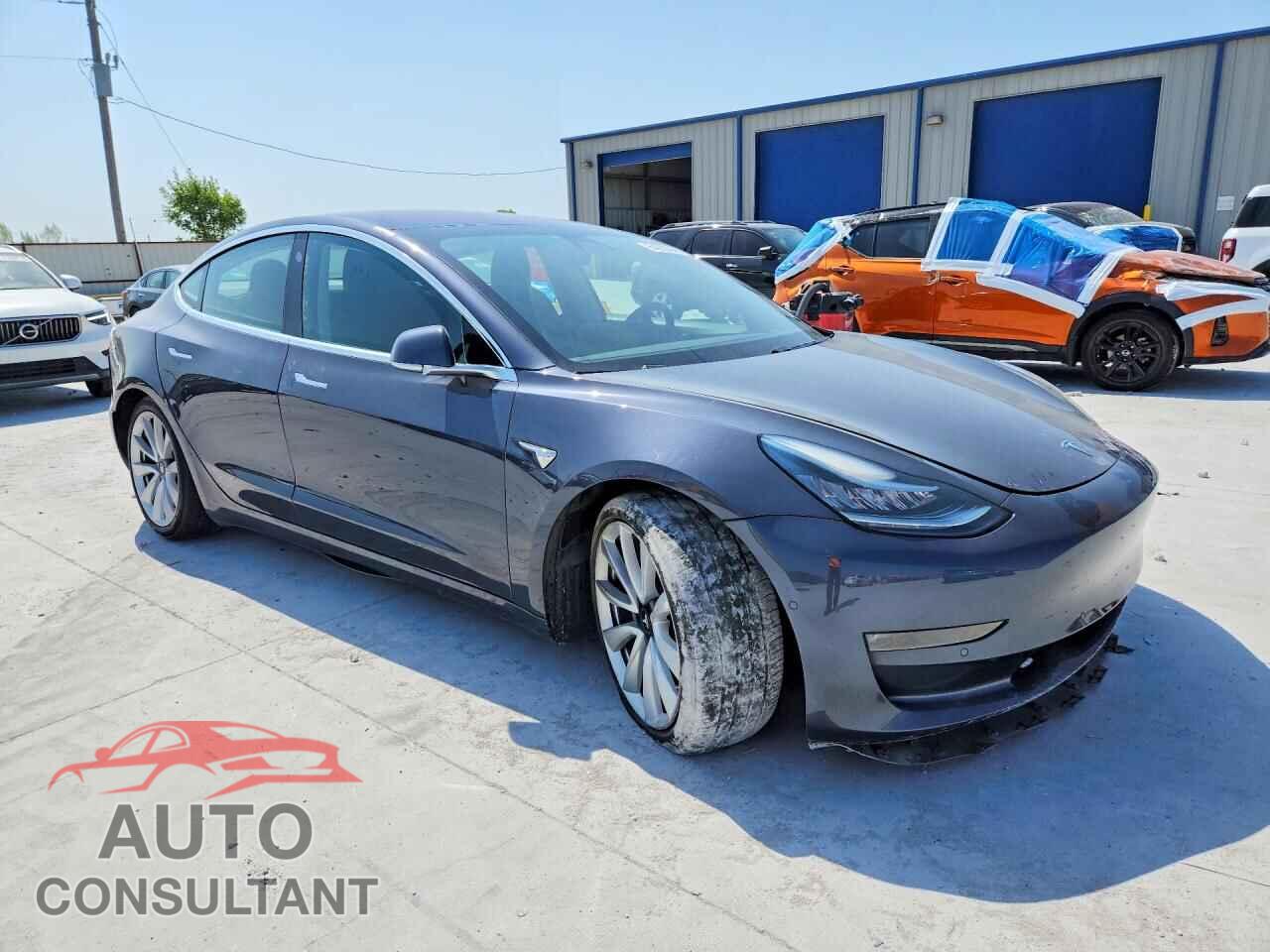 TESLA MODEL 3 2018 - 5YJ3E1EA5JF024013