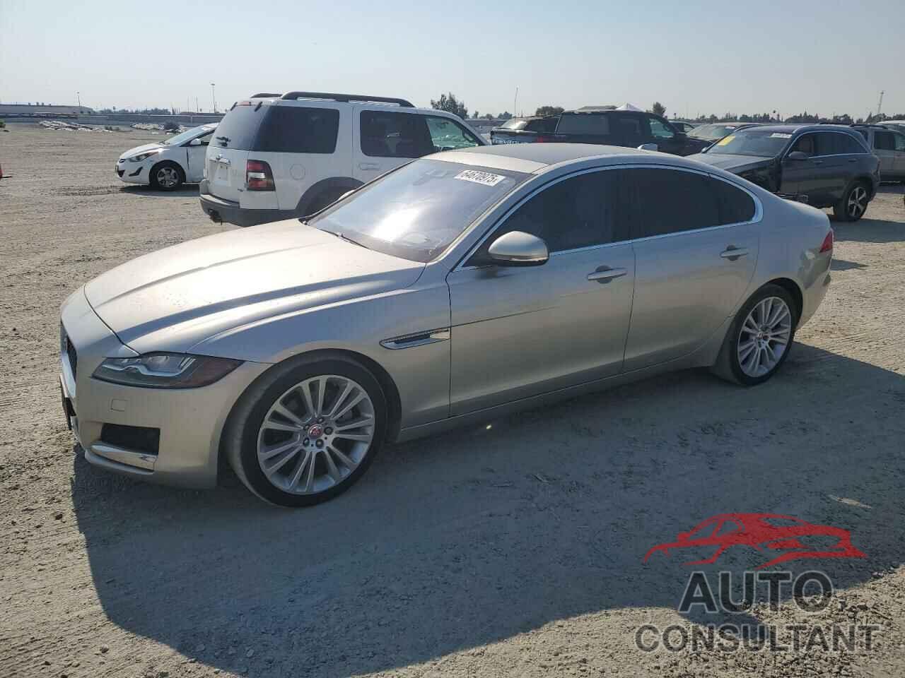 JAGUAR XF 2017 - SAJBE4BN4HCY32592