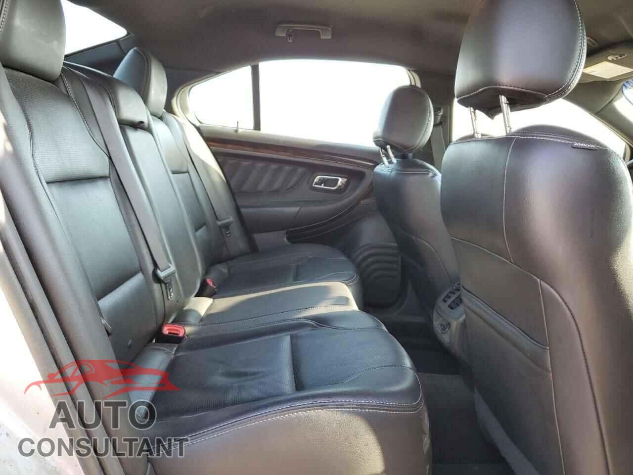 FORD TAURUS 2016 - 1FAHP2F83GG113942