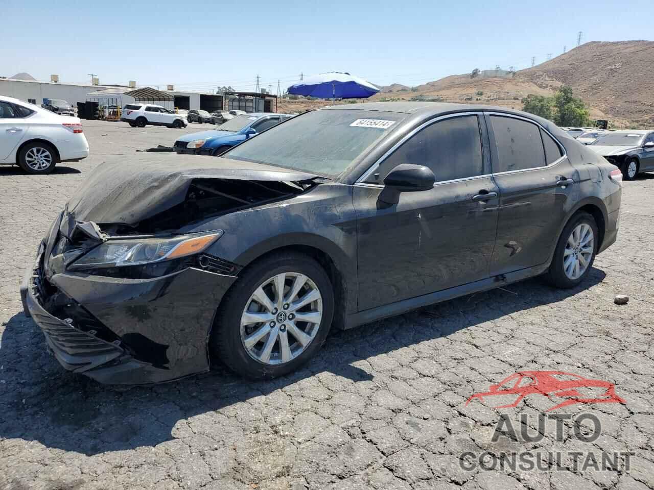 TOYOTA CAMRY 2018 - 4T1B11HK3JU071734