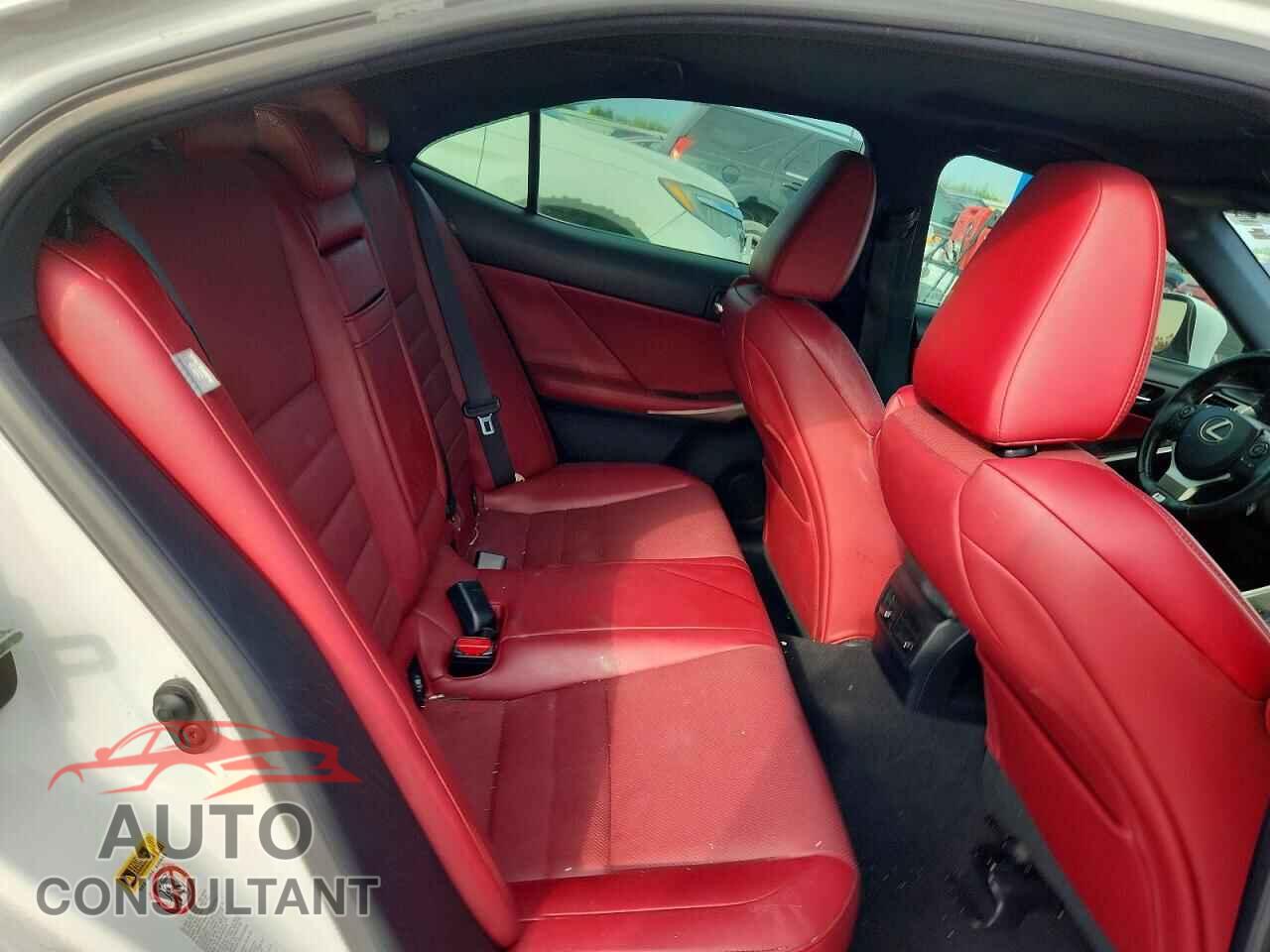LEXUS IS 2015 - JTHBF1D25F5072315