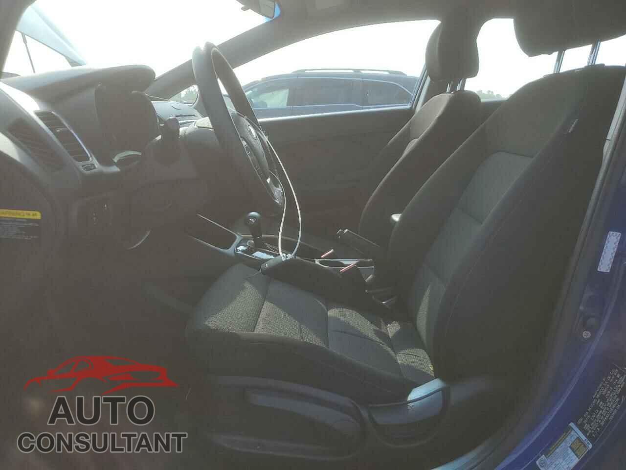 KIA FORTE 2017 - 3KPFK4A71HE060296