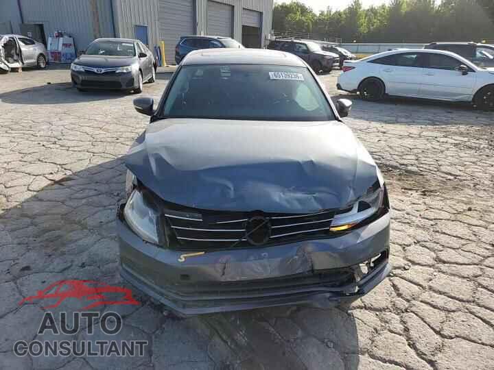VOLKSWAGEN JETTA 2017 - 3VWDB7AJ0HM201009