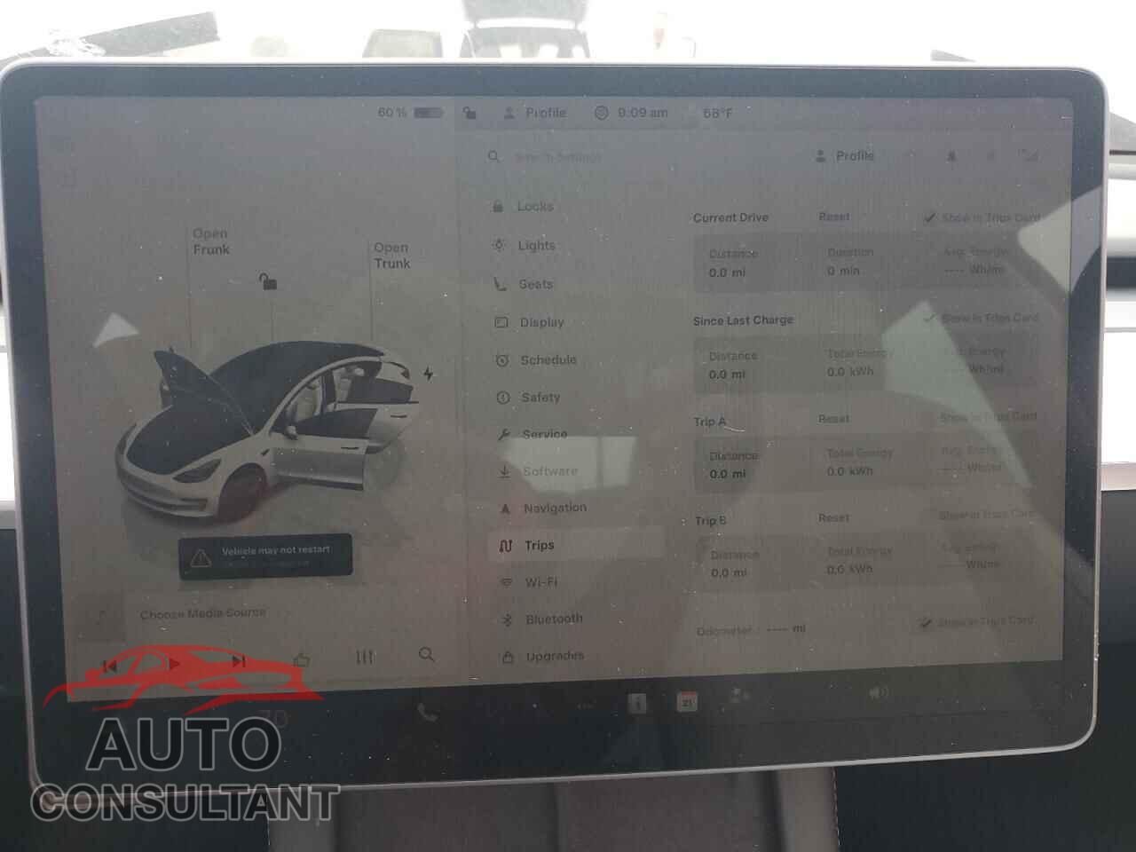 TESLA MODEL 3 2022 - 5YJ3E1EA5NF359696