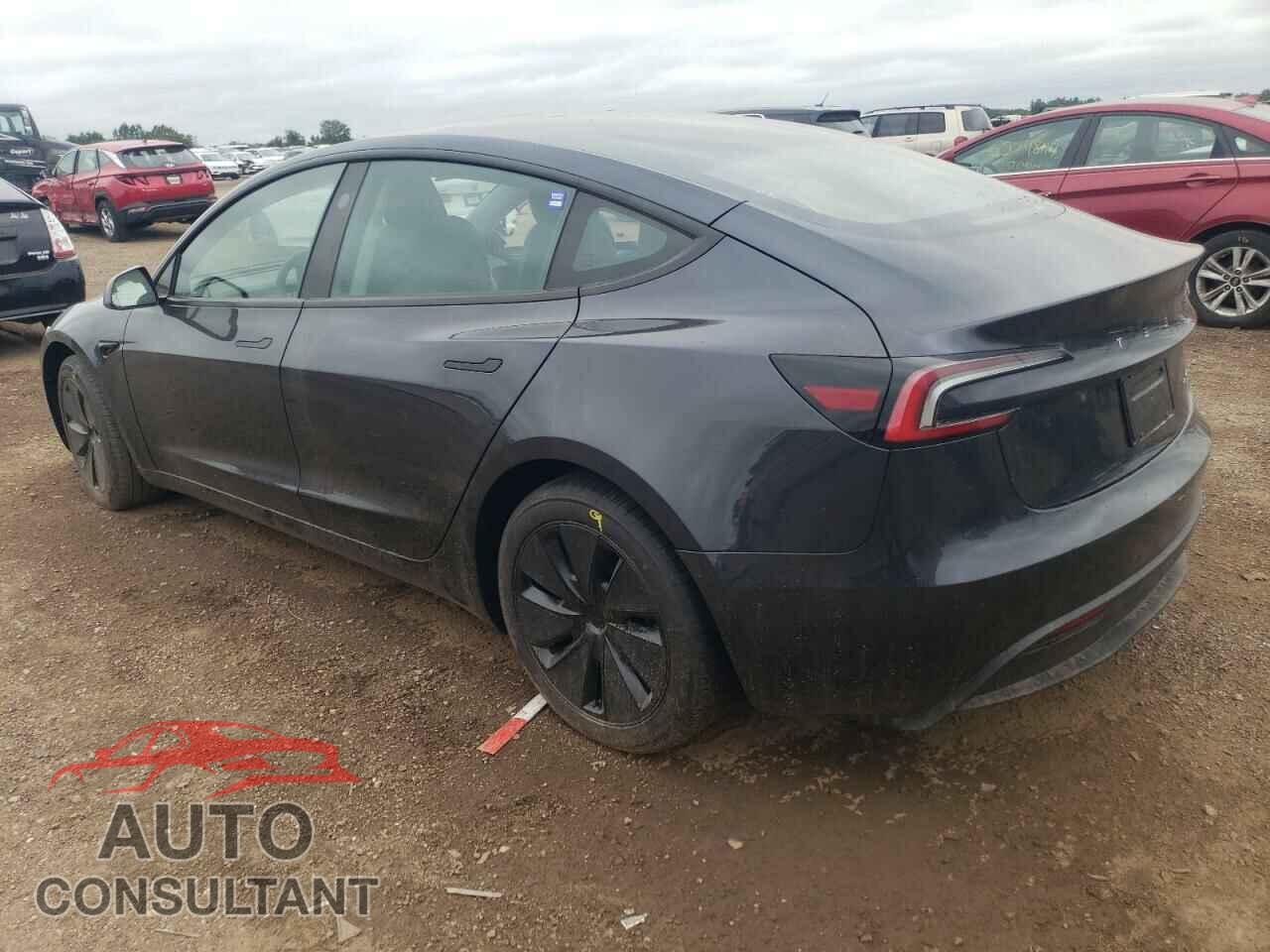 TESLA MODEL 3 2024 - 5YJ3E1EB9RF795840