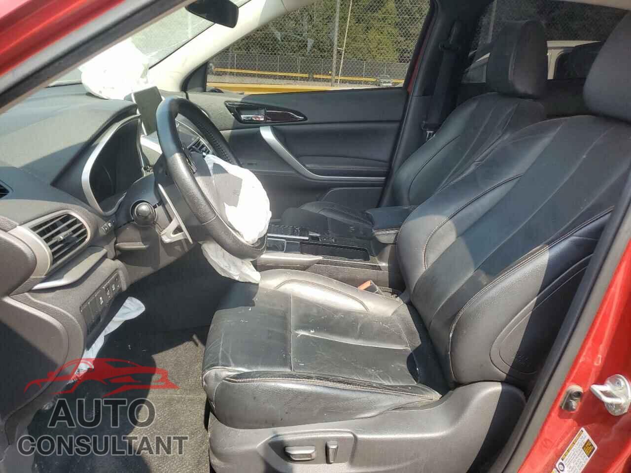 MITSUBISHI ECLIPSE 2018 - JA4AT5AA7JZ070327