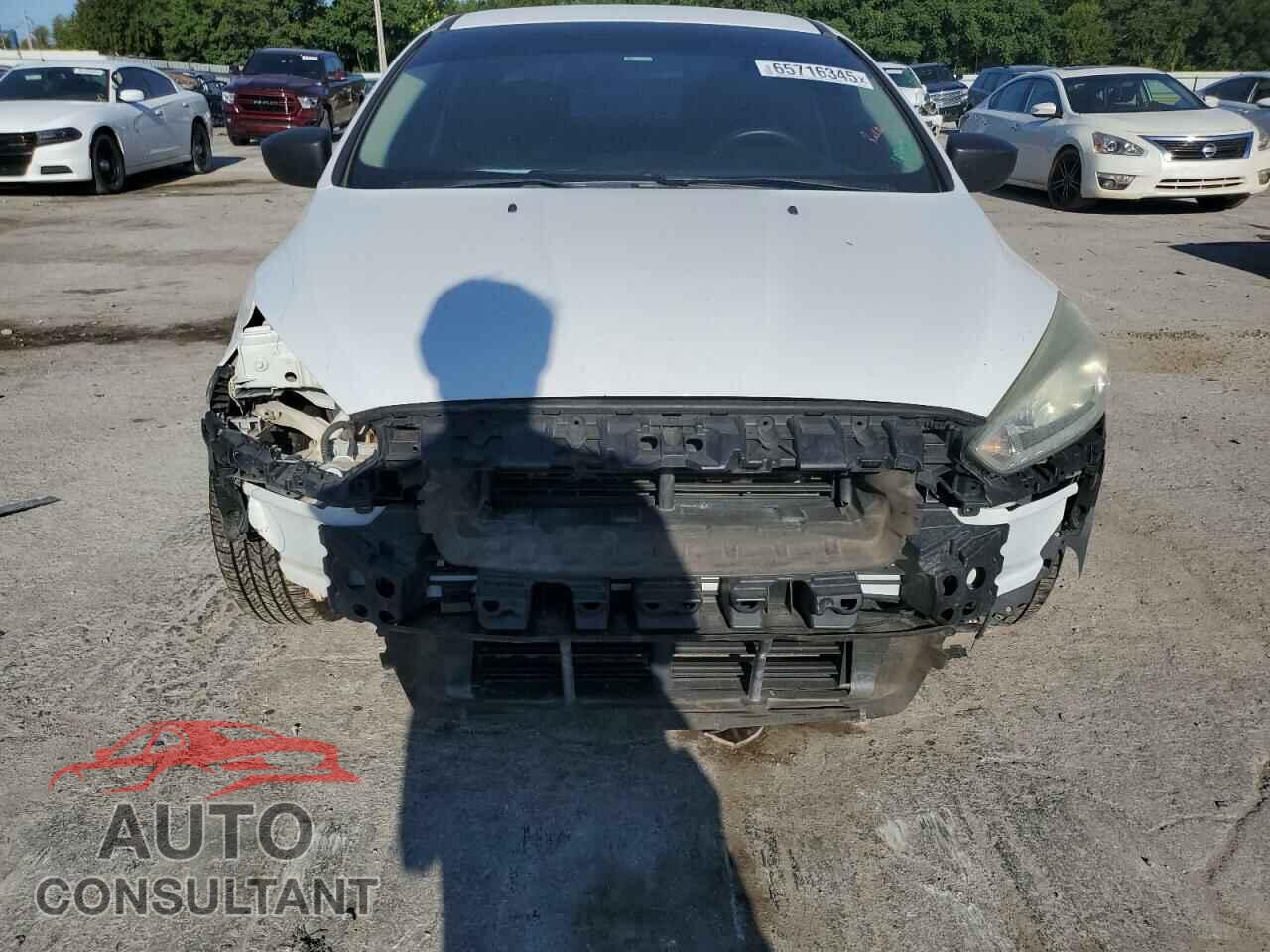 FORD FOCUS 2016 - 1FADP3E24GL262420