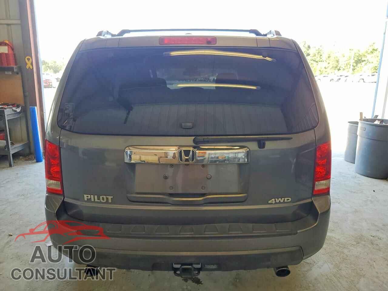 HONDA PILOT 2011 - 5FNYF4H70BB014687