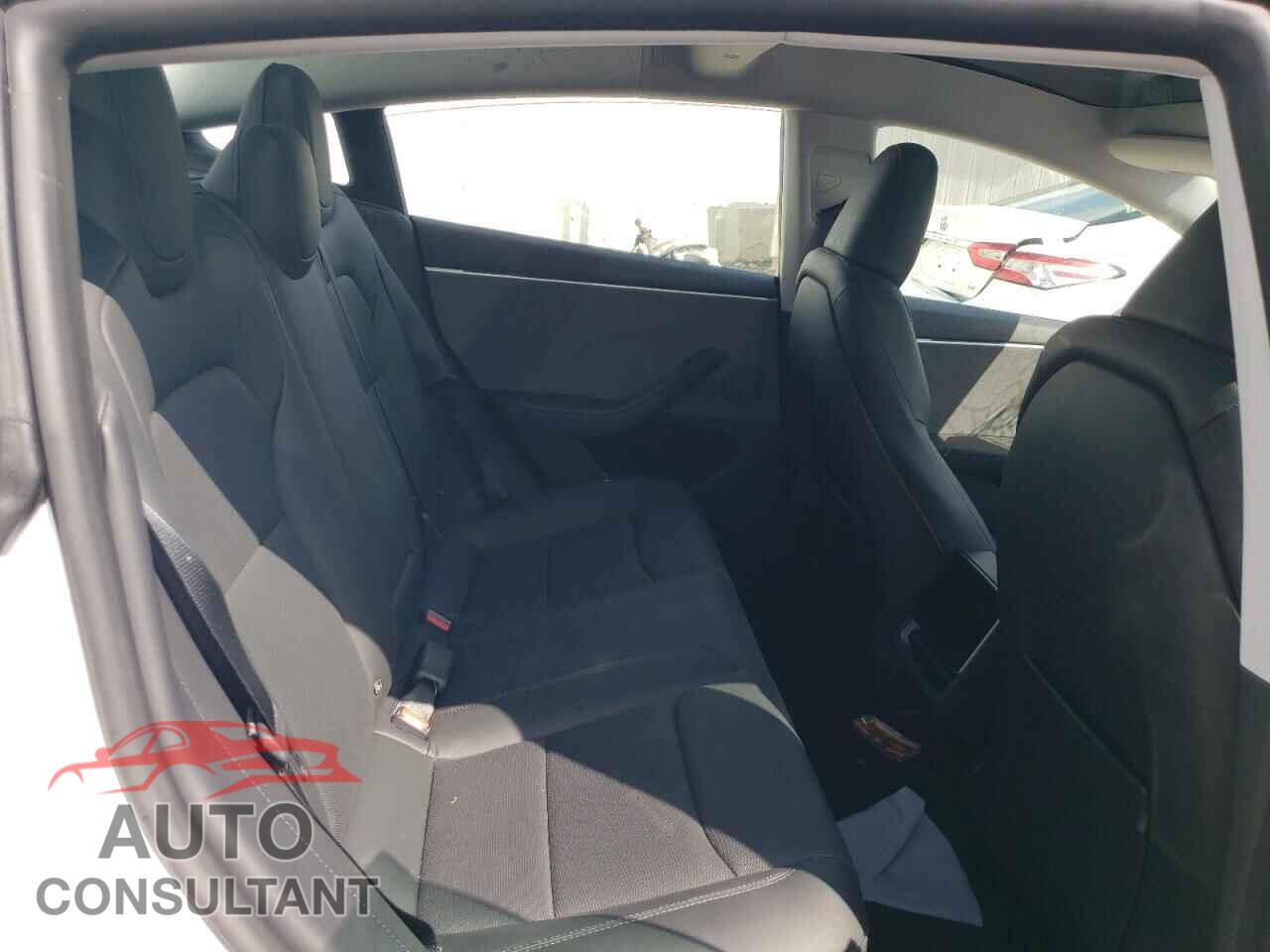 TESLA MODEL 3 2024 - 5YJ3E1EA4RF772862