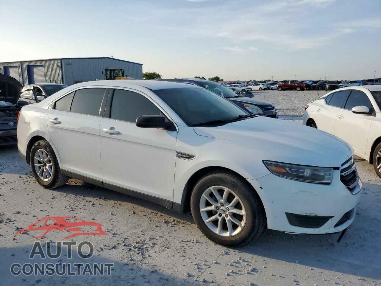 FORD TAURUS 2015 - 1FAHP2D84FG105737