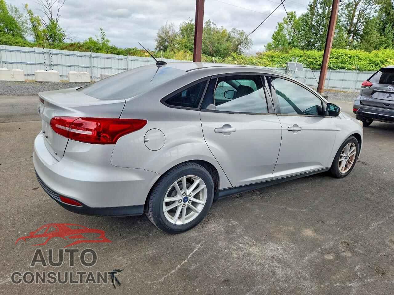FORD FOCUS 2015 - 1FADP3F23FL277018