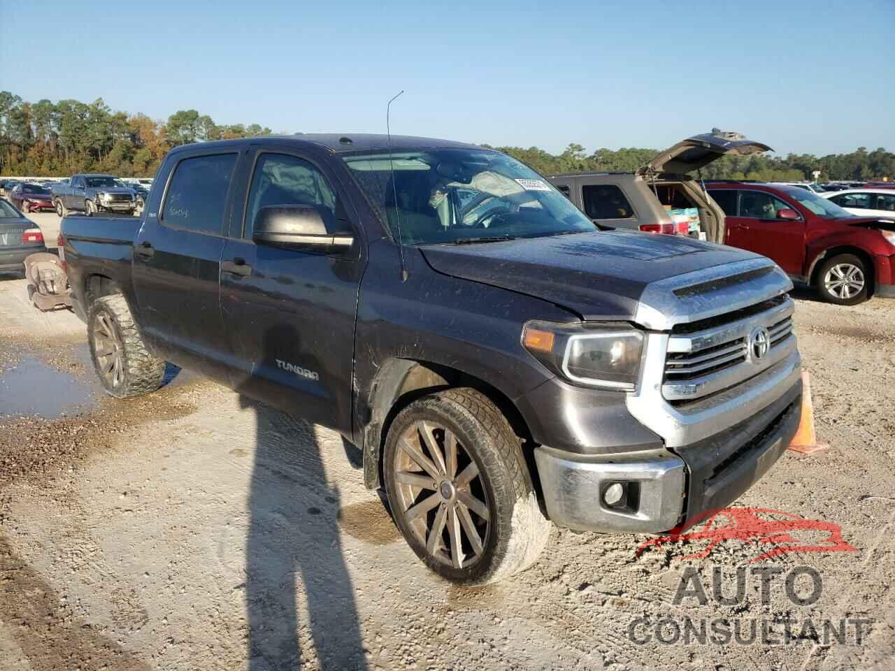 TOYOTA TUNDRA 2016 - 5TFEM5F18GX100999