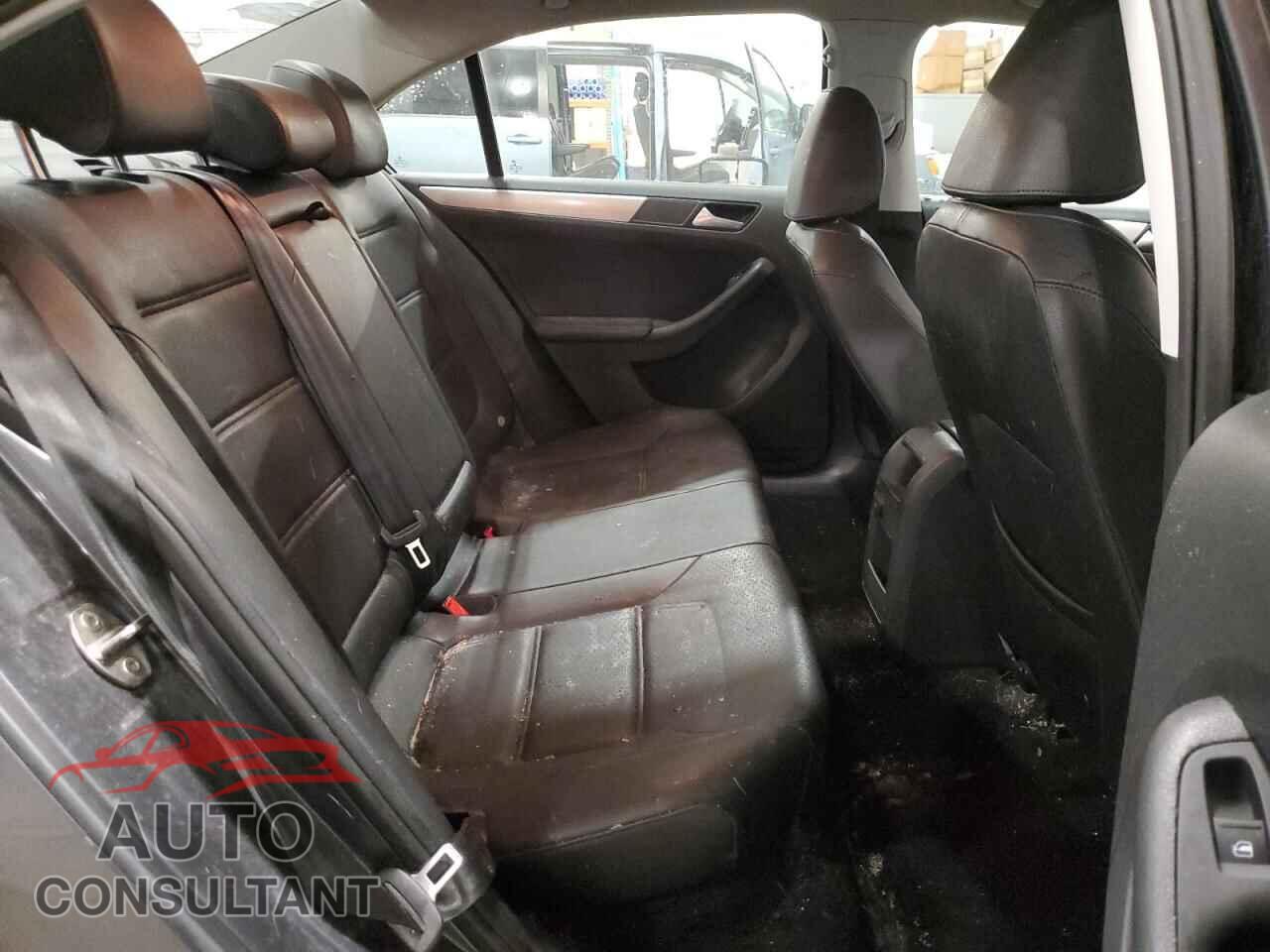 VOLKSWAGEN JETTA 2017 - 3VWDB7AJ8HM385437