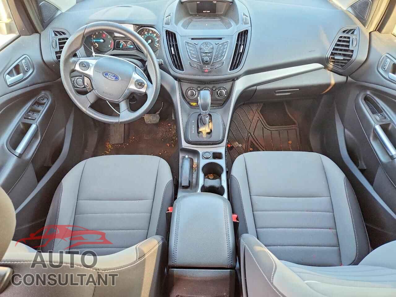 FORD ESCAPE 2015 - 1FMCU0G72FUC41009