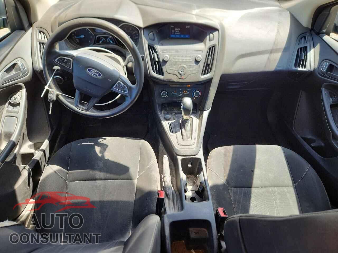 FORD FOCUS 2018 - 1FADP3E22JL214650