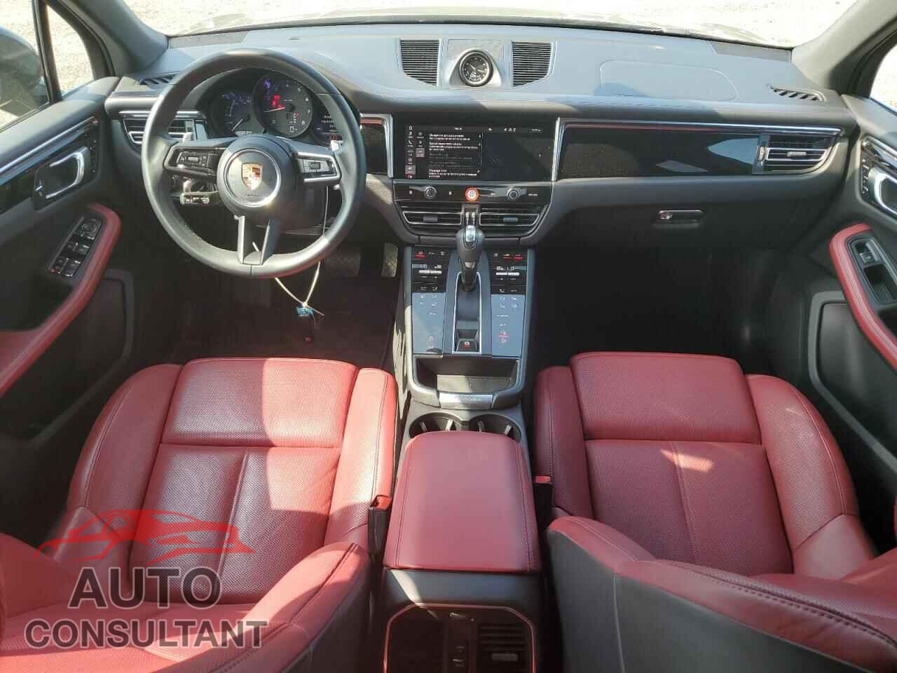 PORSCHE MACAN BASE 2023 - WP1AA2A5XPLB10231