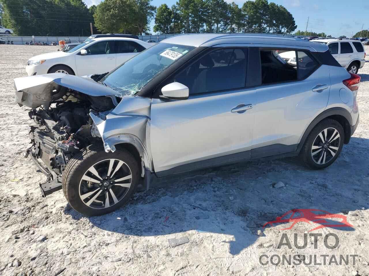 NISSAN KICKS 2018 - 3N1CP5CU5JL518357