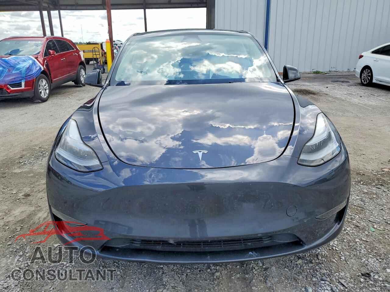 TESLA MODEL Y 2024 - 7SAYGDED2RF185140