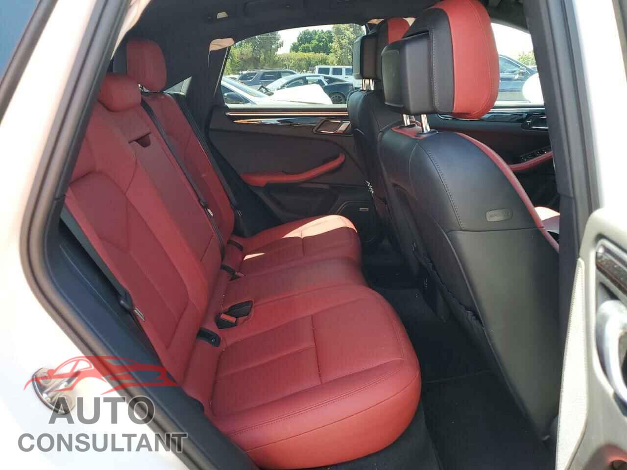 PORSCHE MACAN 2021 - WP1AB2A59MLB31497