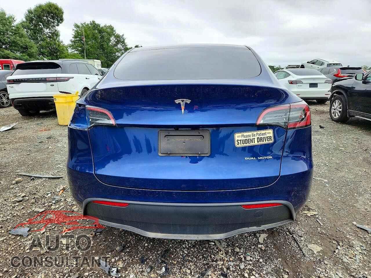 TESLA MODEL Y 2023 - 7SAYGAEE3PF632482