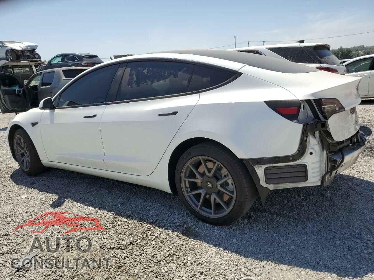 TESLA MODEL 3 2021 - 5YJ3E1EA2MF070659