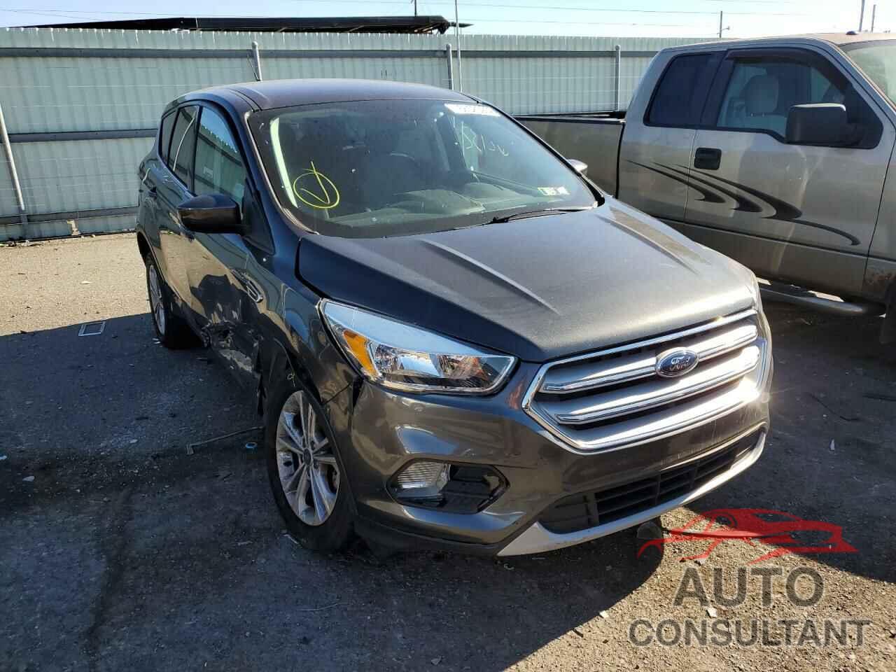 FORD ESCAPE 2019 - 1FMCU0GD4KUC24356