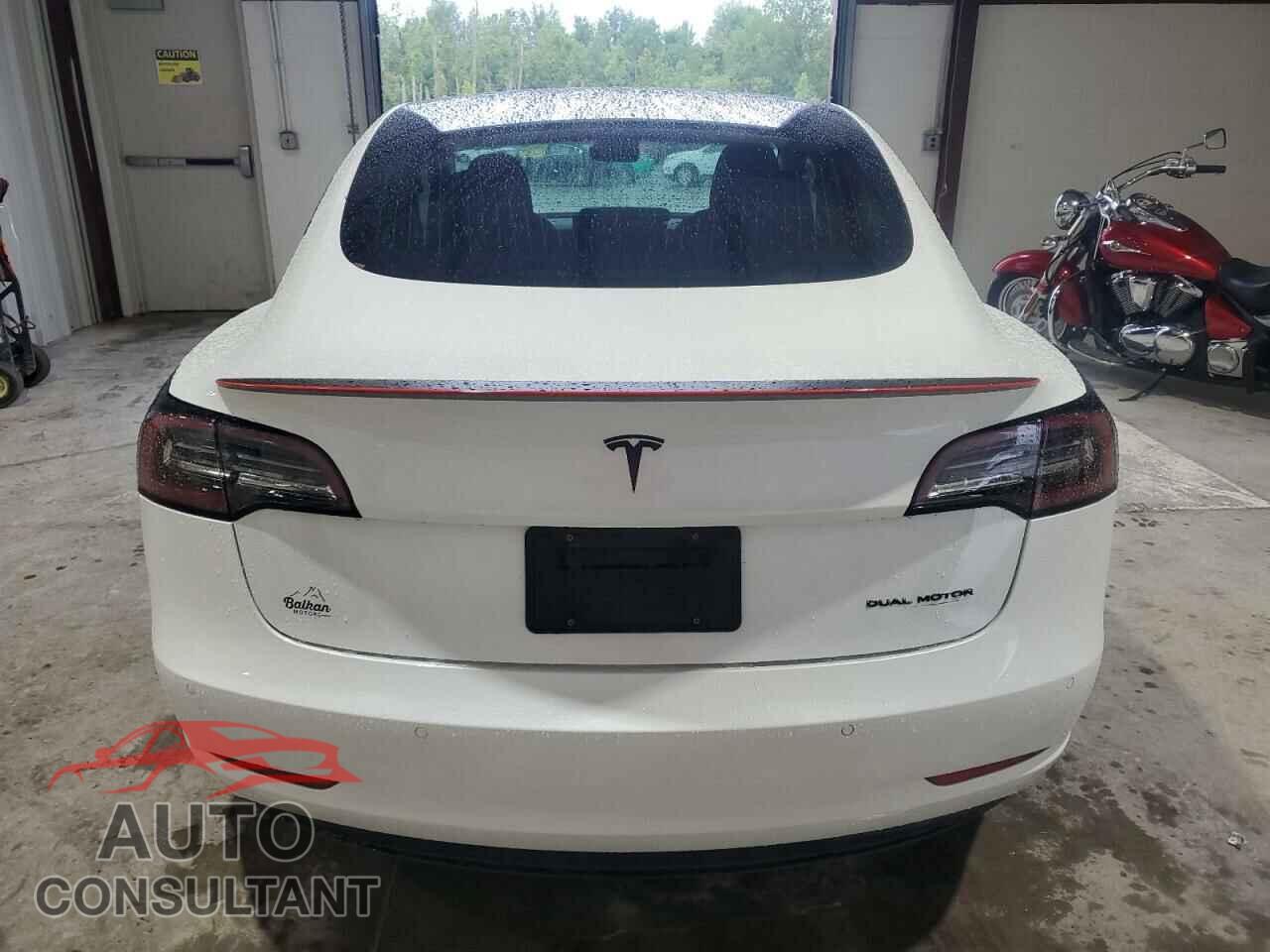 TESLA MODEL 3 2020 - 5YJ3E1EC8LF719557