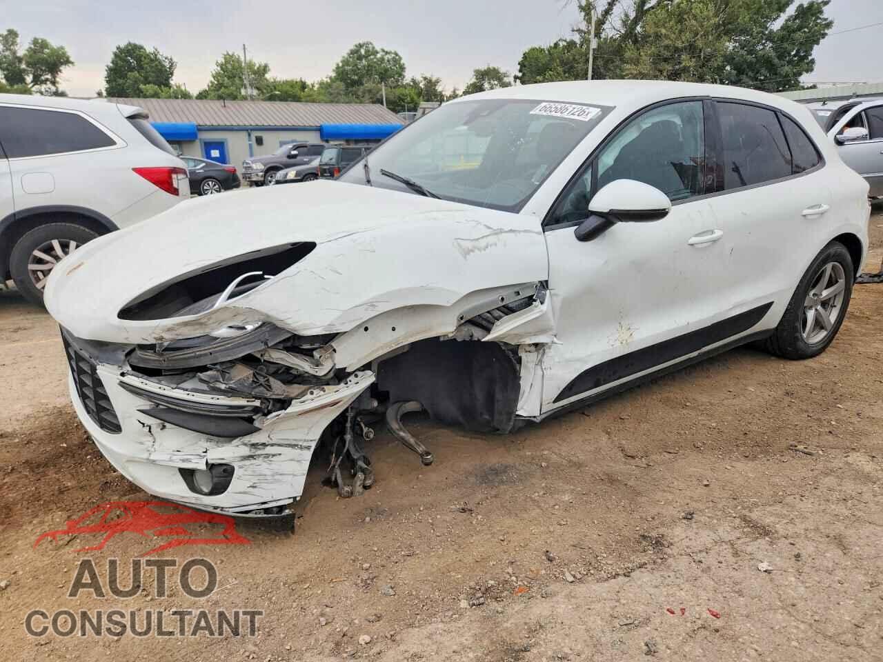 PORSCHE MACAN 2018 - WP1AA2A58JLB16617